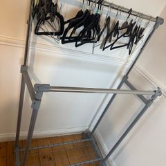 clothes rack/ rail