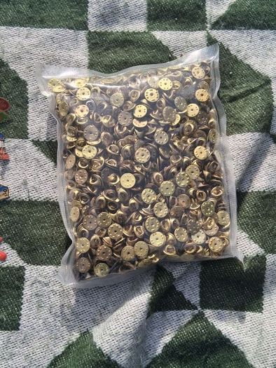 900 Vintage Enamel Pin Badges(rrp 1800-2500 euro)