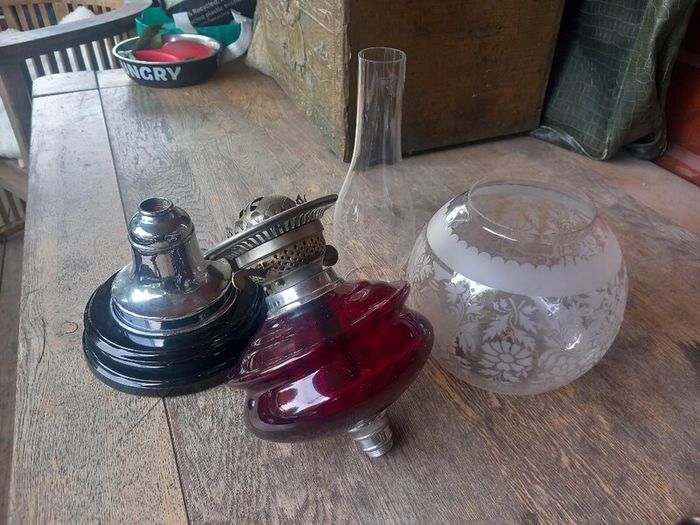Veritas oil lamp, fully working, D18