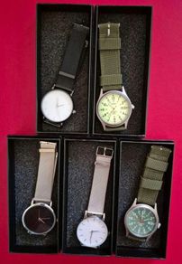 Lot of (5) watches, Quartz movement.