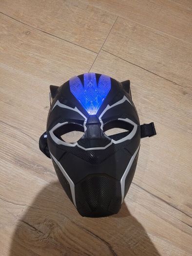 kids black panther ligh up mask