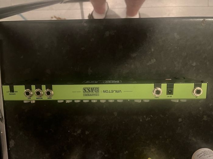 Valeton Bass effects board