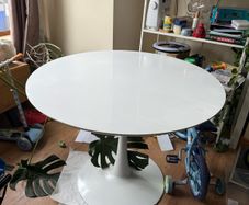 round table