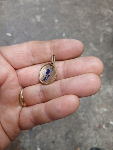 gold or gold plated ?pendant