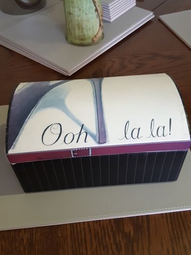 Jewellery box