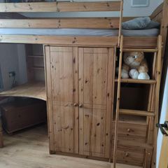 Bunk bed