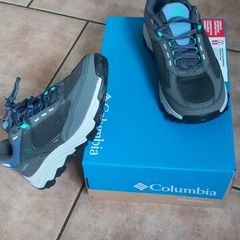 Columbia shoes
