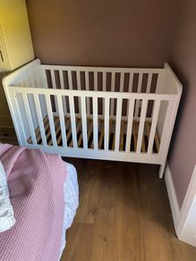 Cot bed