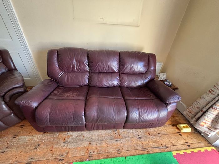 Sofa & 3 recliner chairs