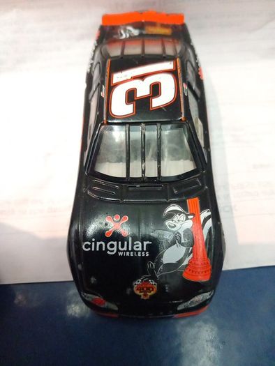 ACTION RACING COLLECTIBLES  Robby Gordon 1/24 Scale 31 Cingular 2003 Chevrolet Monte Carlo    Toy Car hot wheels corgi action gift present Collectable kids play toy collectors looney tunes  warmer bros