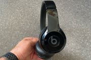 Beats Solo 3 Wireless Headphones by Dr.Dre Model A1796 Black
