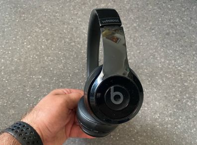 Beats Solo 3 Wireless Headphones by Dr.Dre Model A1796 Black