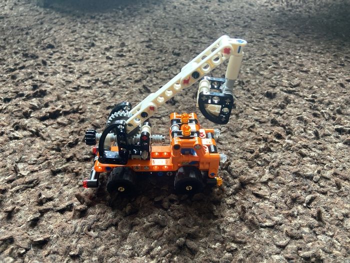 Lego technic 42088 cherry picker