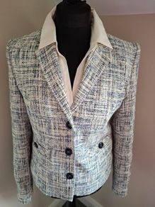 More and More fitted Jacket