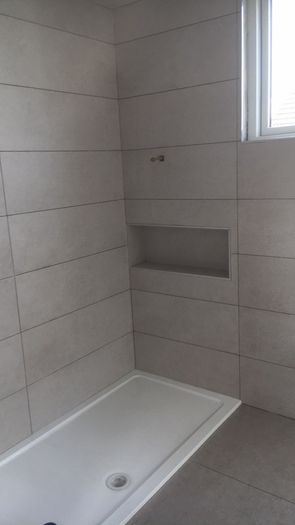 Tiler, bathroom fitters, kitchen fitters, handyman