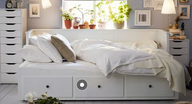 Ikea Hemnes Day Bed