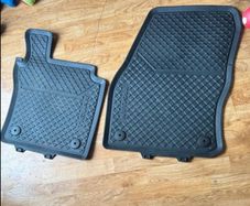 tiguan all weather mats and 1 scorpion verde tyre