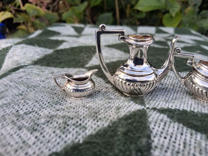 WW11 Irish Sterling Silver Minature Tea Service (1941)