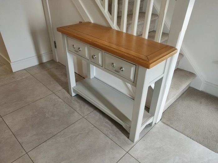 Georgia Console Table