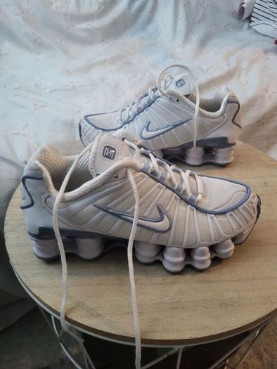 nike air shox size 3