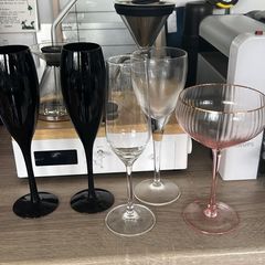 Free glasses box