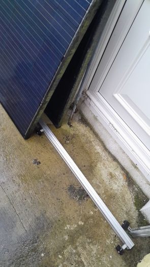 2 Solar panels(270W) with mounting Panels