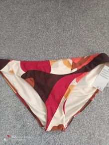 NEW.women's swim bottoms/swimwear .Size 16