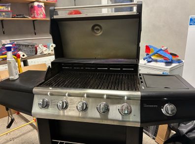Outdoor gas bbq