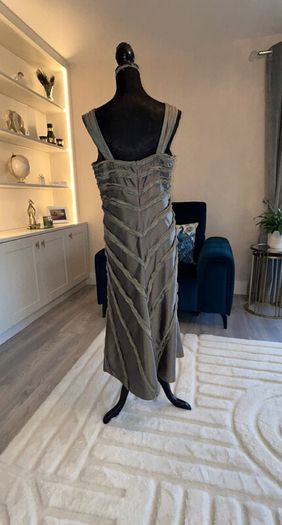Elegant Ladies Special Occasion Dress with Bolero. Size UK 14 / EU 42