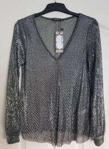 Maternity top (Boohoo) black/silver size 10