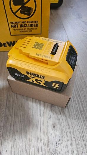 DeWalt DCM561P1S 18V XR Split Shaft String Grass Strimmer Kit