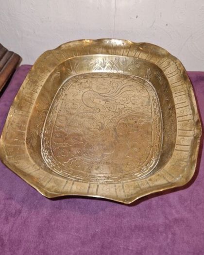 Antique solid brass Chinese bowl with Dragon design