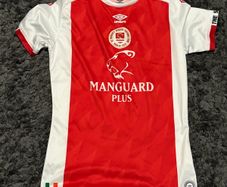 St Patricks Athletic Large Boys