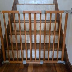 2x baby gates