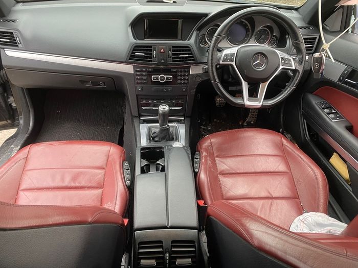 2013 Mercedes Benz E250 BlueEFFICIENCY Coupe Black