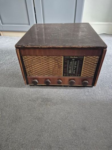 Pilot Radio