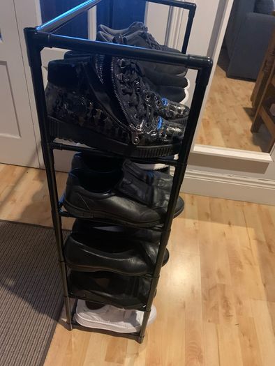 shoe rack ( no price below)