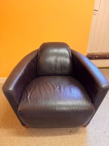 Leather Lounge Chair