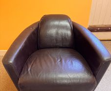 Leather Lounge Chair