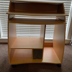 Computer desk