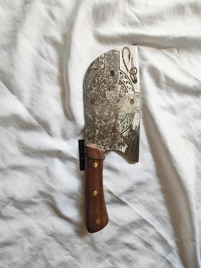 Cleaver Knife Celtic Irish Cross By Di'Casteel