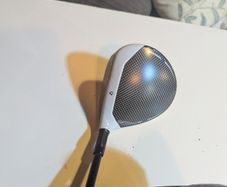 Taylormade Sim Max 3 Wood (15degree)  Ventus Blue FW 6.S shaft  Golfpride TaylorMade grip