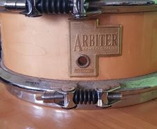 10" X 5 1/2" Arbiter Snare Drum with soft case