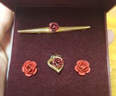 Elizabeth Duke Vintage brooch, earrings and pendant set.