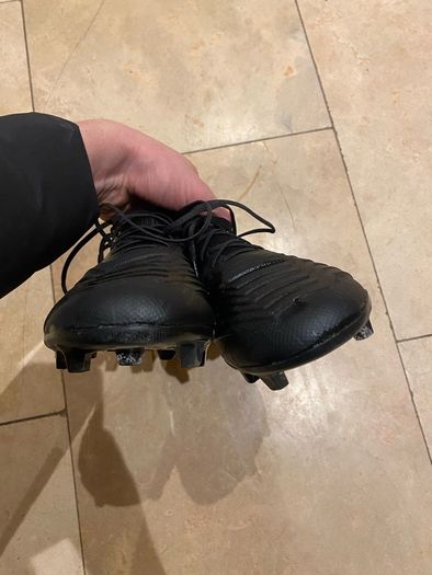 Adidas Predators 9.5UK