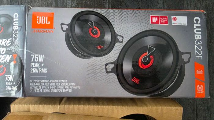 JBL Harman Club 322F Way 3 1/2 inch Speakers