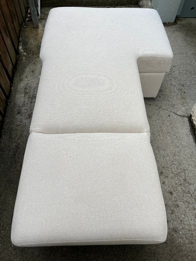 left chaise longue of sofa bed