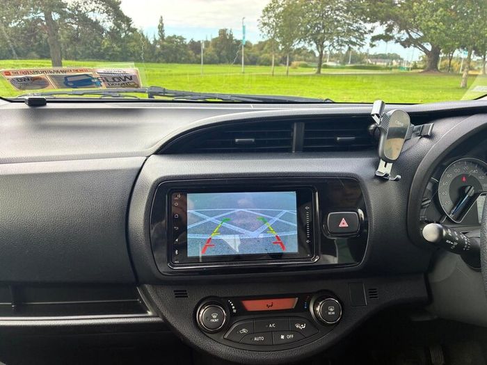Toyota Vitz 1.5 Hybrid Auto