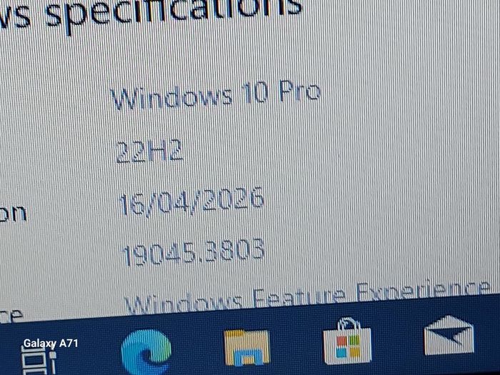 Dell Latitude 3460, Intel Core i3-5005U CPU, 2.0GHz, 8GB Ram, 300GB HDD, windows 10 Pro, Microsoft Edge, Chrome