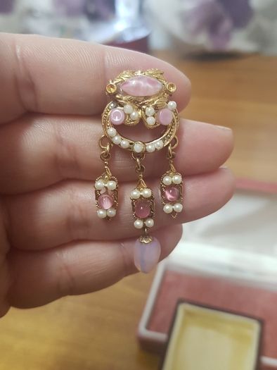 Brooch